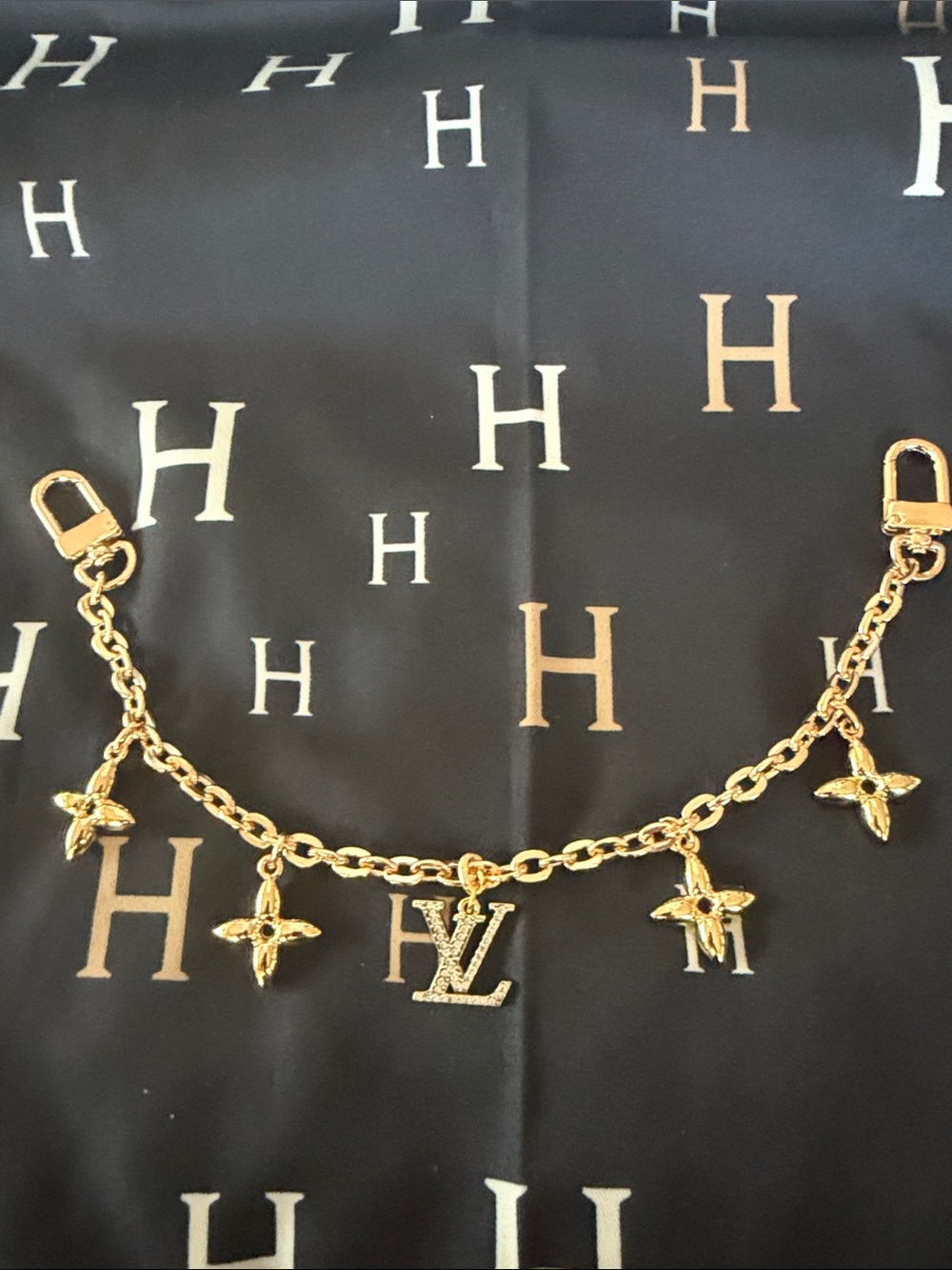 Gold & Flower Chain bag Accessory